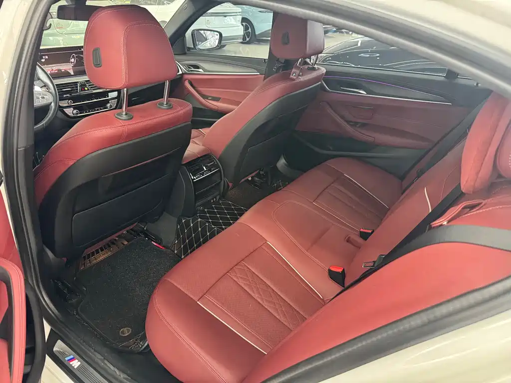 BMW 5 Series 2022