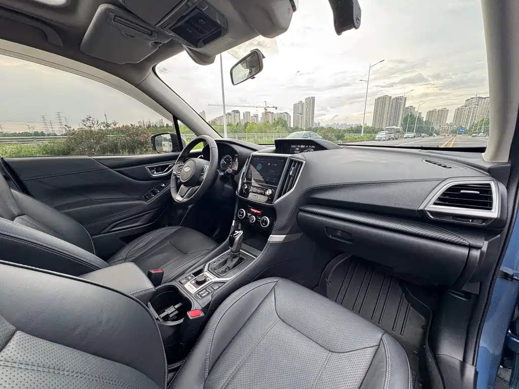Subaru Forester 2019 — фото 22