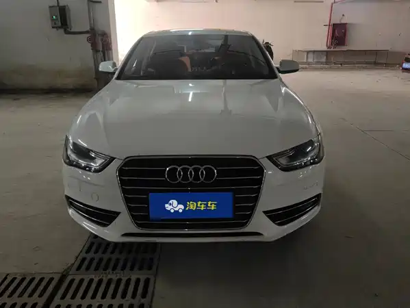 Audi A4L 2016