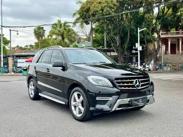 Mercedes-Benz M-Class 2014