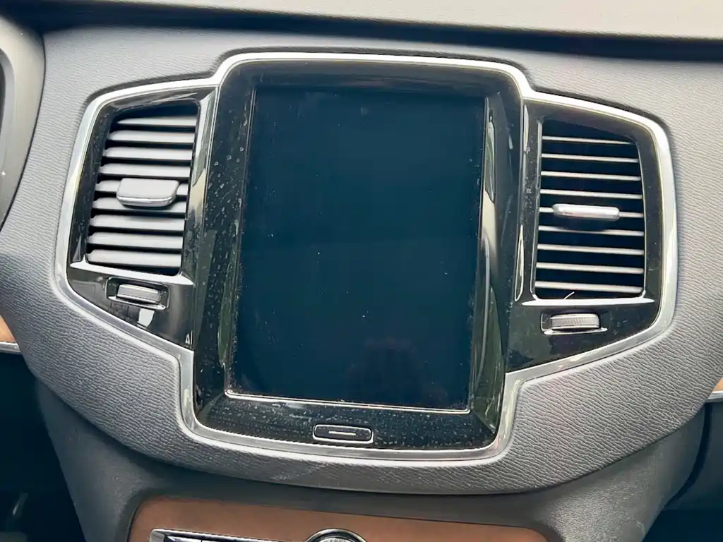Volvo XC90 2020 — фото 14