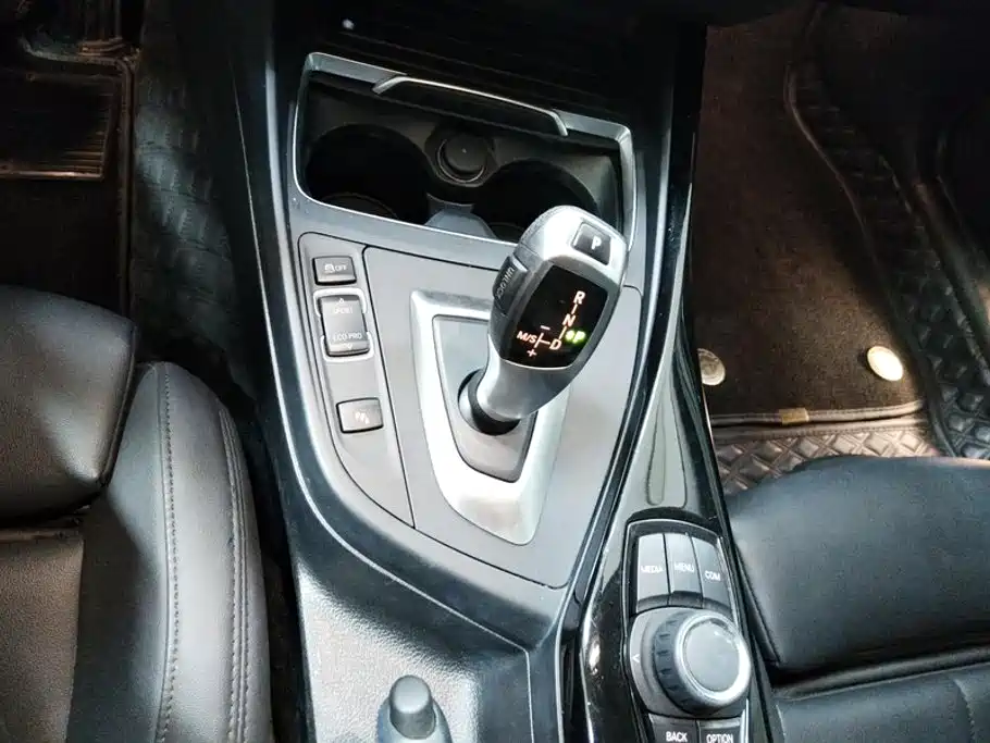 BMW 2 Series 2018 — фото 16