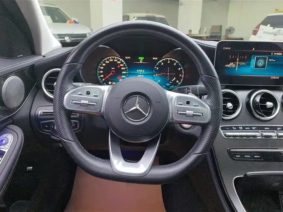Mercedes-Benz C-Class 2020 — фото 15