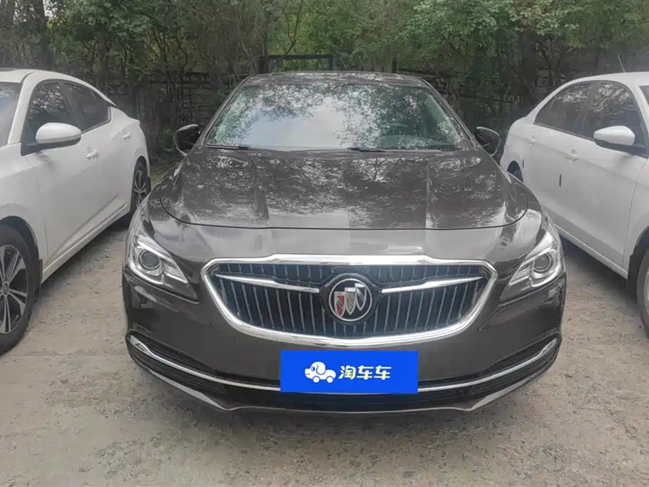 Buick LaCrosse 2017 — фото 2