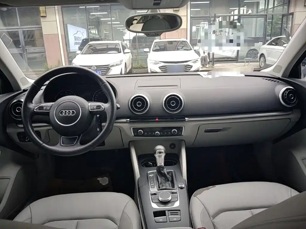 Audi A3 2016 — фото 10