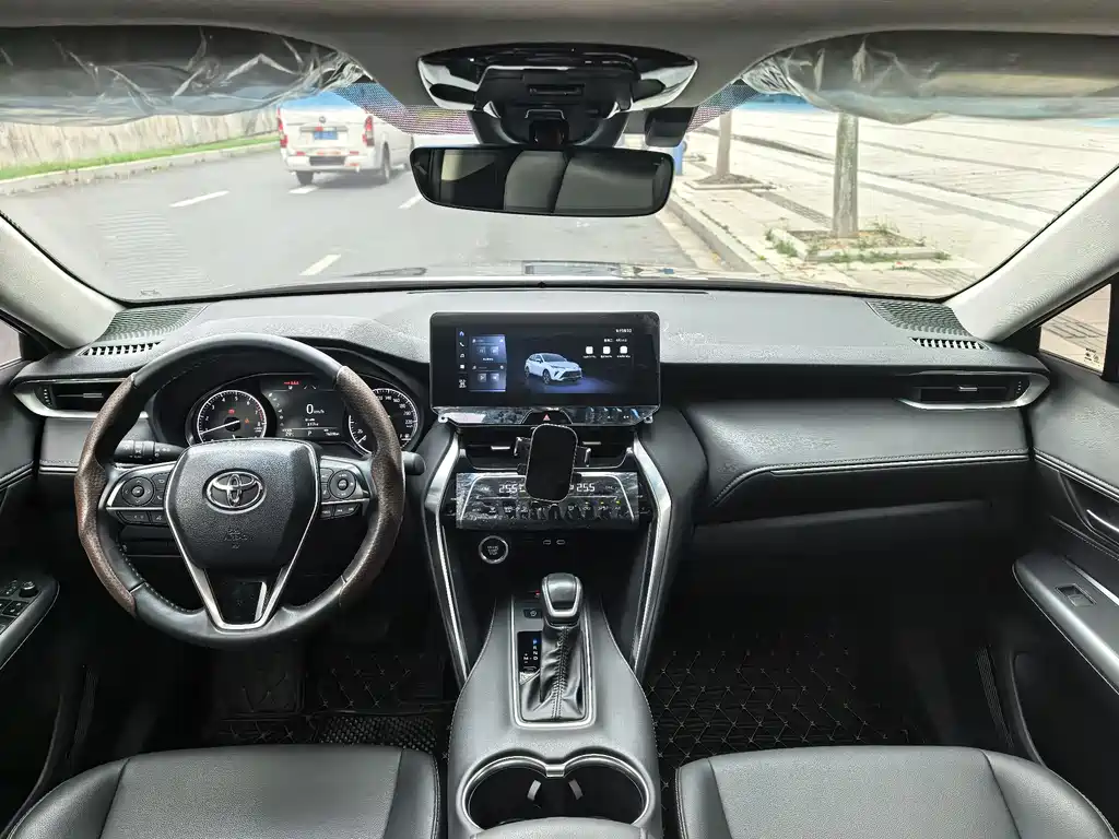 Toyota Venza 2023 — фото 12