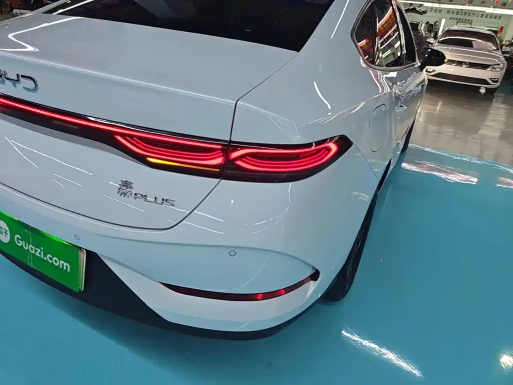 BYD Qin PLUS 2025 — фото 8