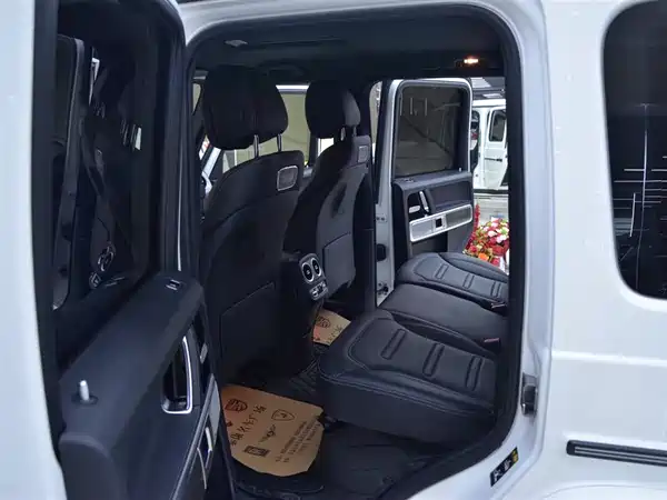 Mercedes-Benz G-Class 2023