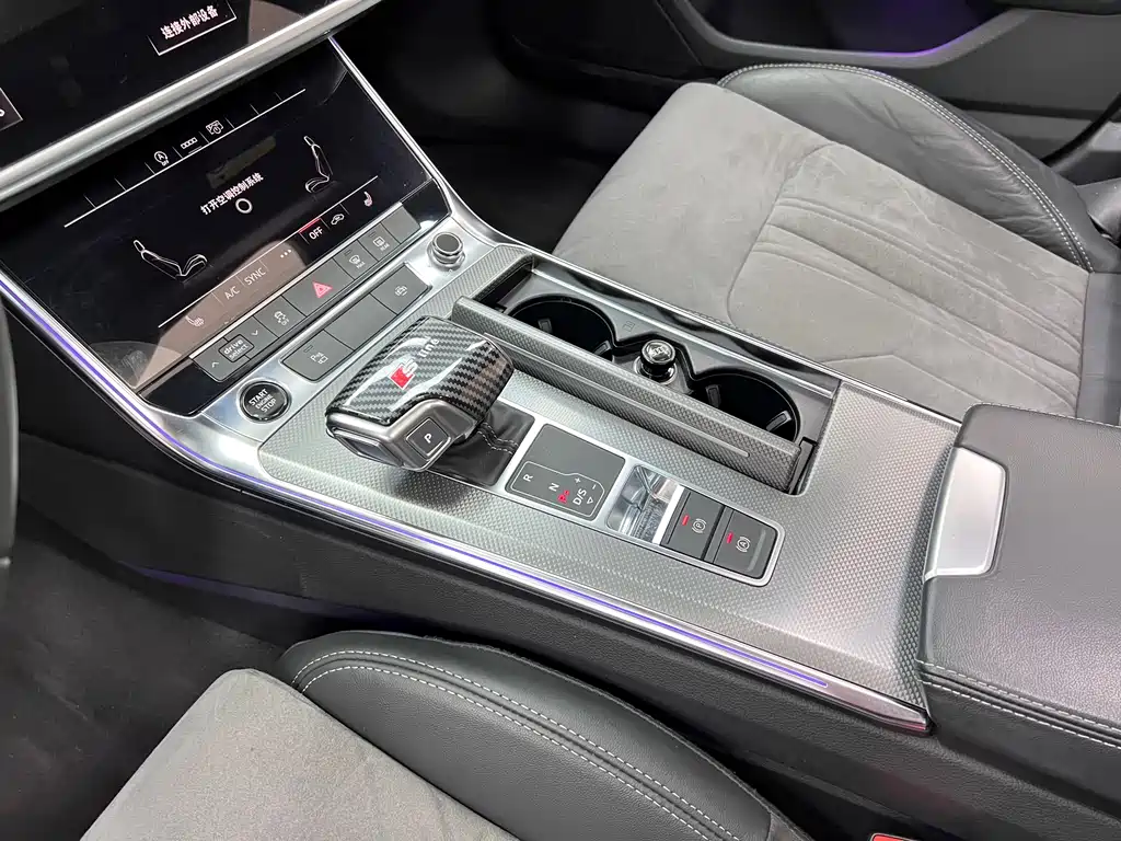 Audi A6L 2021 — фото 19