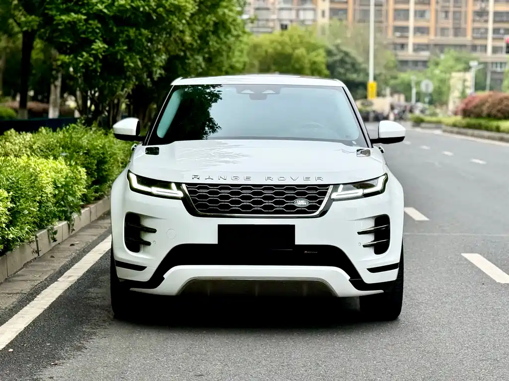 Land Rover Evoque 2022 — фото 1