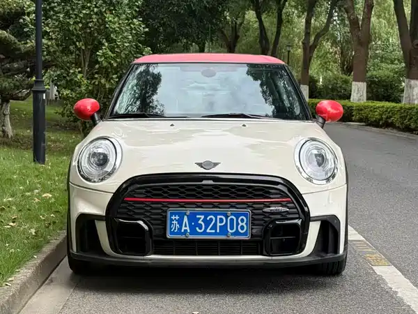 MINI 2016