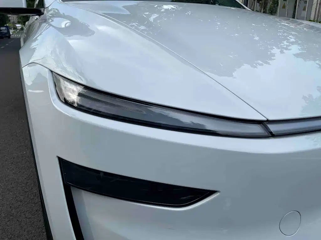 Tesla Model Y 2026 — фото 14