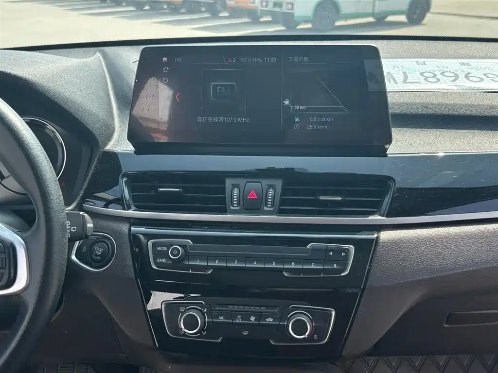 BMW X1 2022 — фото 13