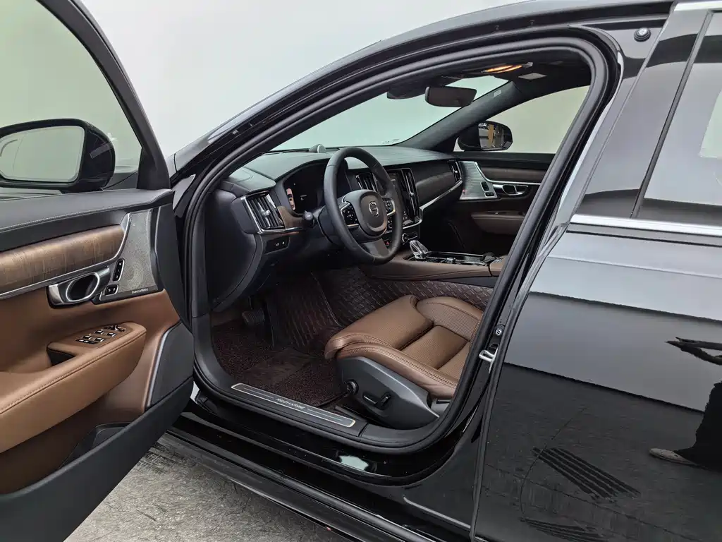 Volvo S90 PHEV 2024 — фото 14