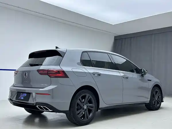 Volkswagen Golf 2022