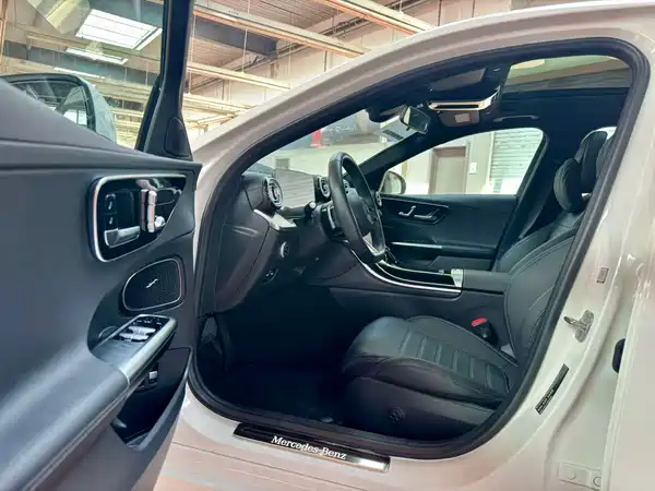 Mercedes-Benz C-Class New Energy 2023