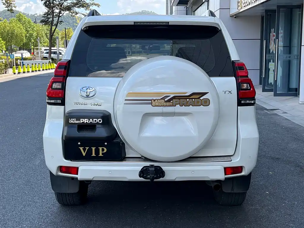 Toyota Prado 2019 — фото 5