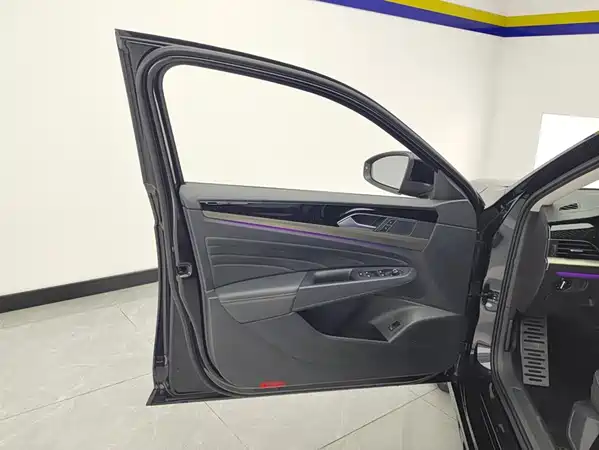 Volkswagen Passat 2022