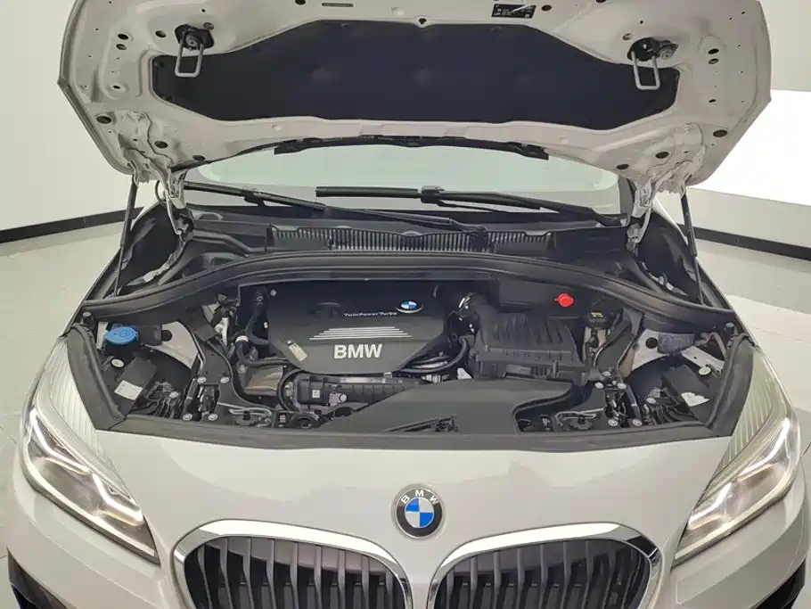 BMW 2 Series Station Wagon 2019 — фото 10
