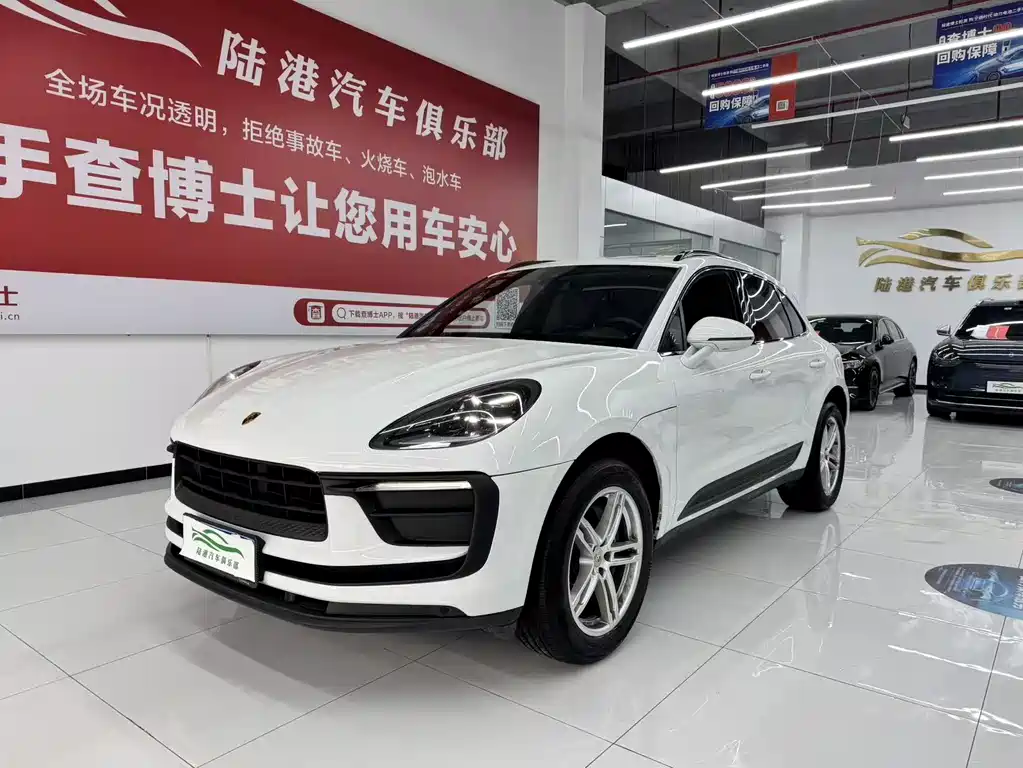Porsche Macan 2023 — фото 1