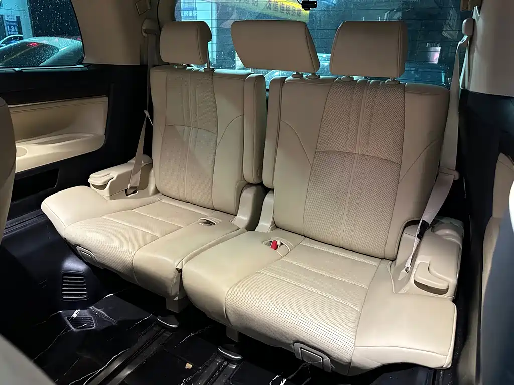 Toyota Vellfire 2020 — фото 8