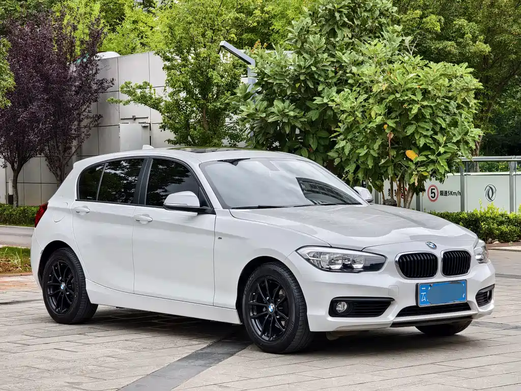 BMW 1 Series 2019