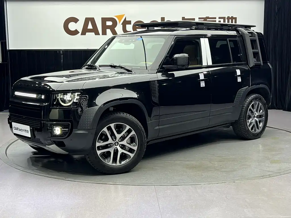 Land Rover Defender 2024 — фото 1