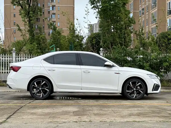 Skoda Octavia 2023