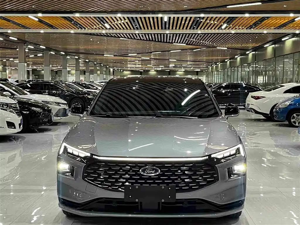 Ford Mondeo 2022 — фото 2
