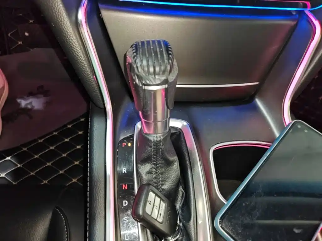 Honda Accord 2018 — фото 14