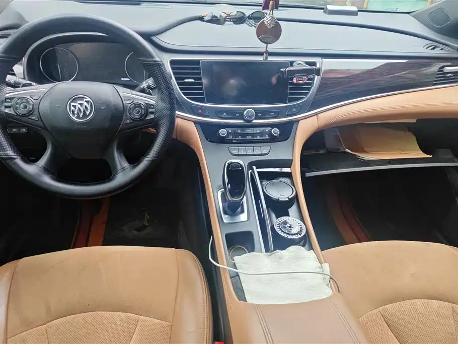 Buick LaCrosse 2019 — фото 12