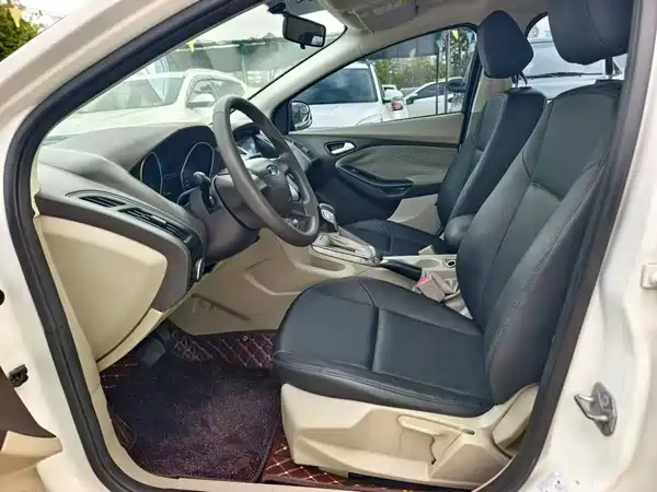 Ford Focus 2015