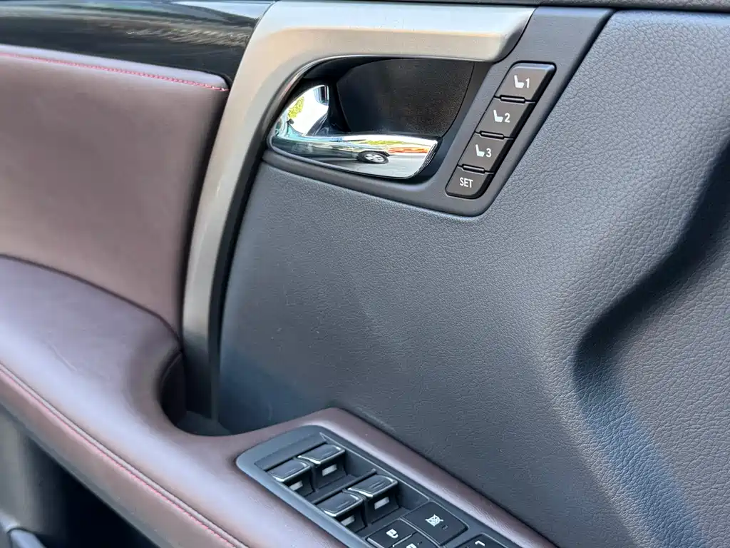 Lexus RX 2021 — фото 19