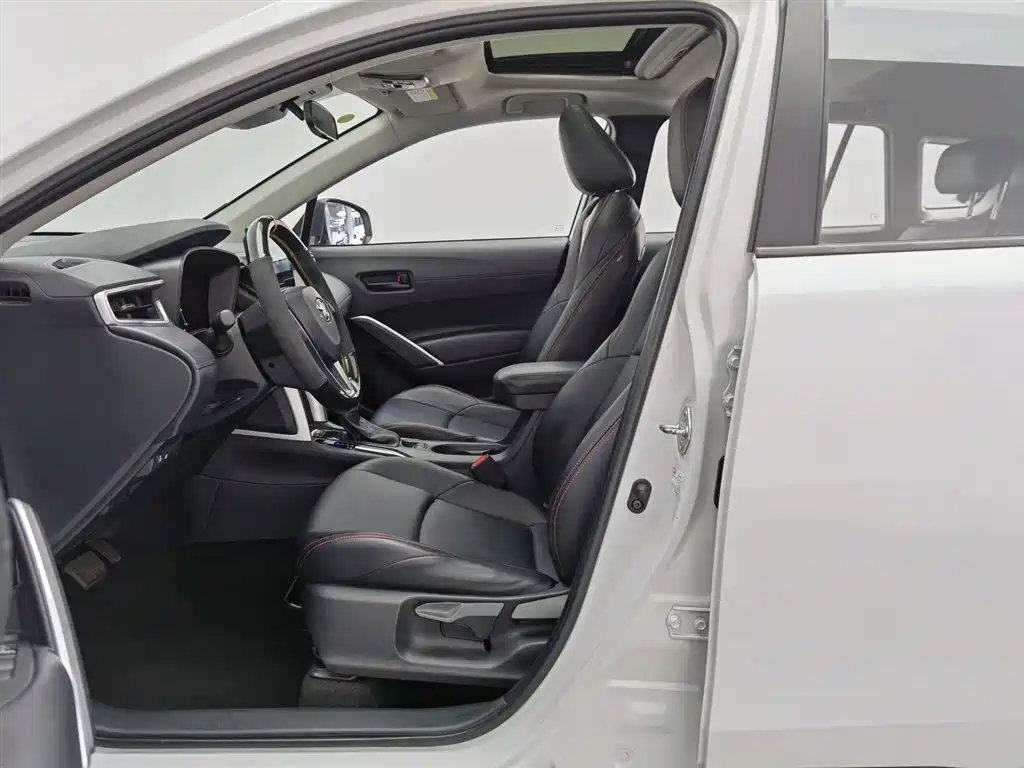 Toyota Frontlander 2024 — фото 10