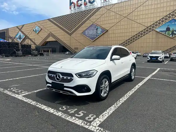 Mercedes-Benz GLA 2022