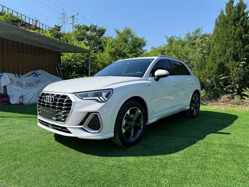 Audi Q3 2023