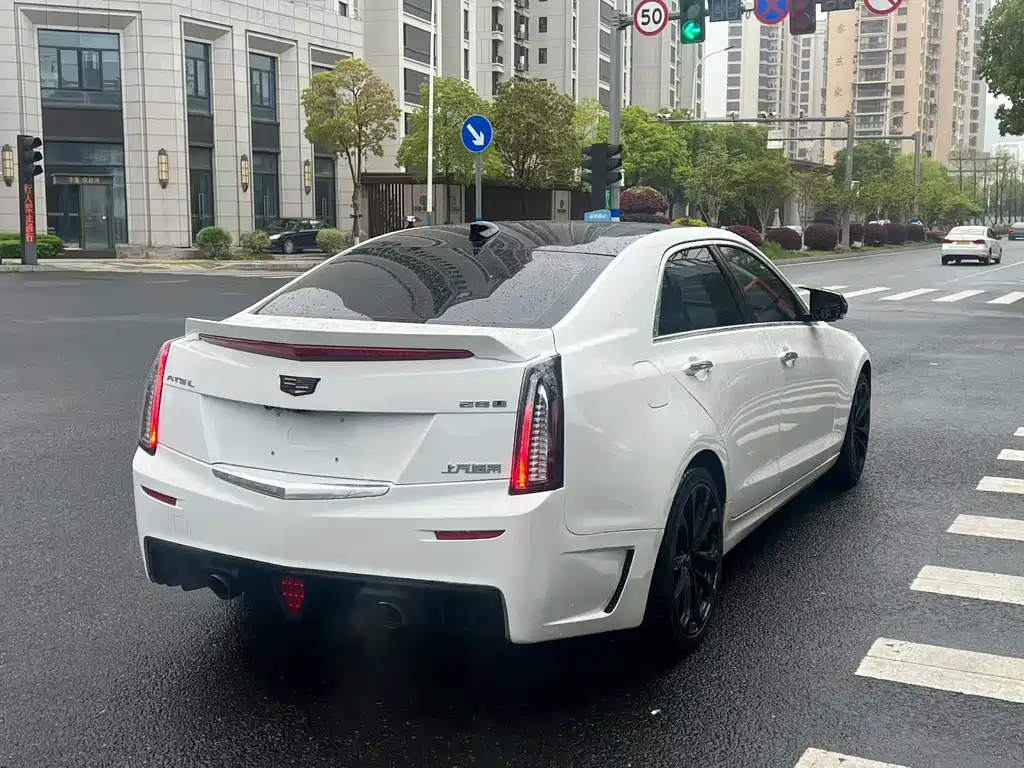 Cadillac ATS-L 2019 — фото 6
