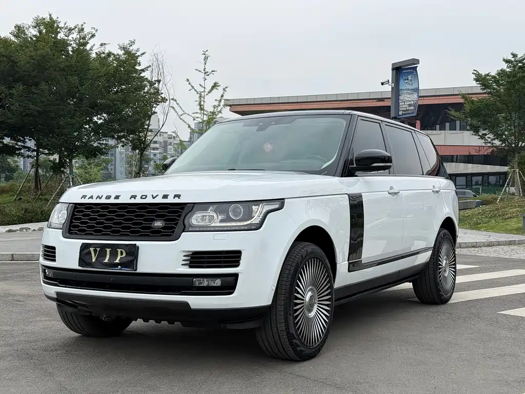 Land Rover Range Rover 2018 — фото 1