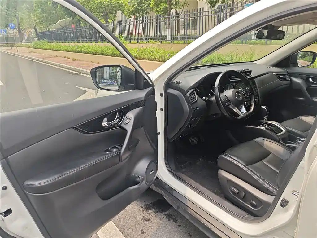 Nissan X-Trail 2020 — фото 15