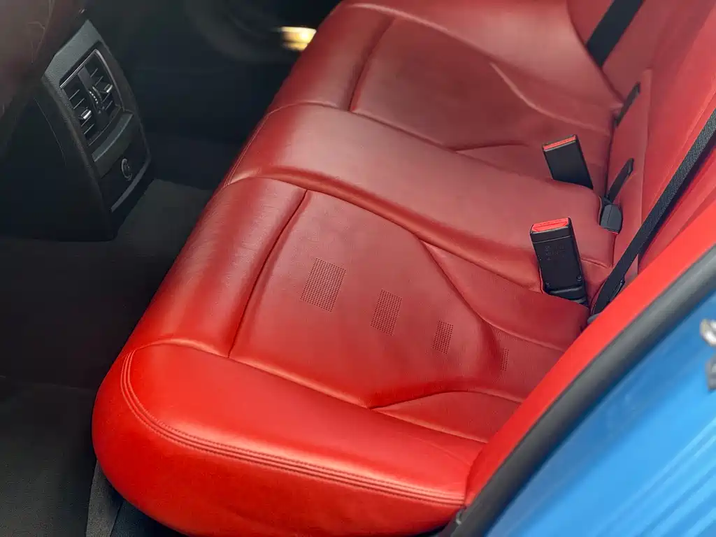 BMW M3 2016 — фото 11