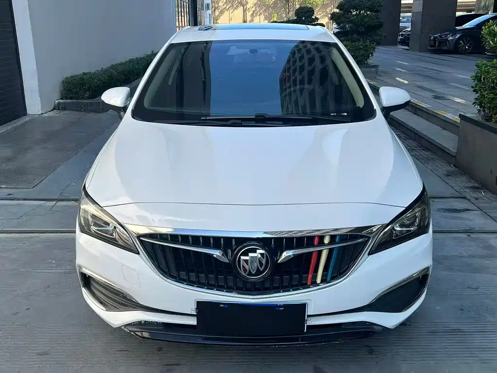 Buick Verano 2018 — фото 2