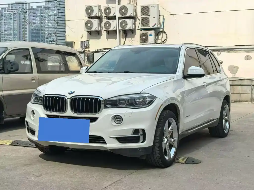 BMW X5 2015 — фото 1