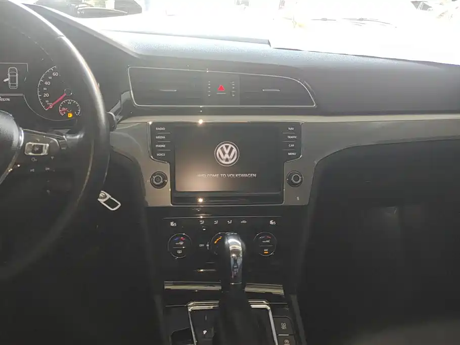 Volkswagen Lamando 2018 — фото 13