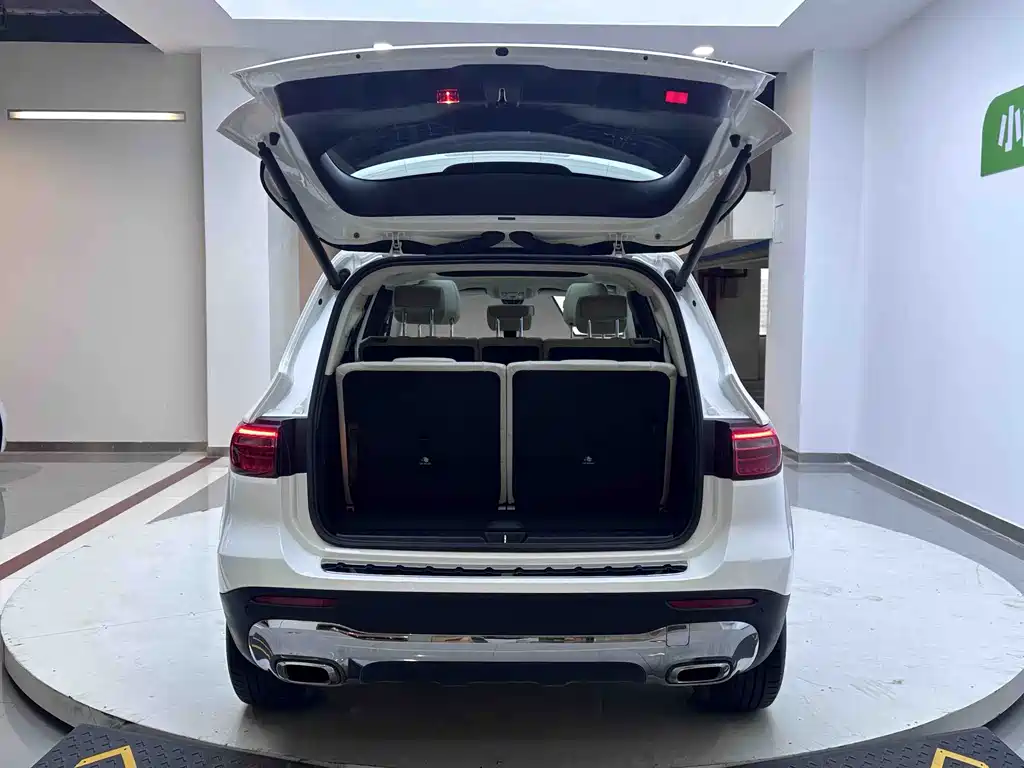 Mercedes-Benz GLB 2021 — фото 19