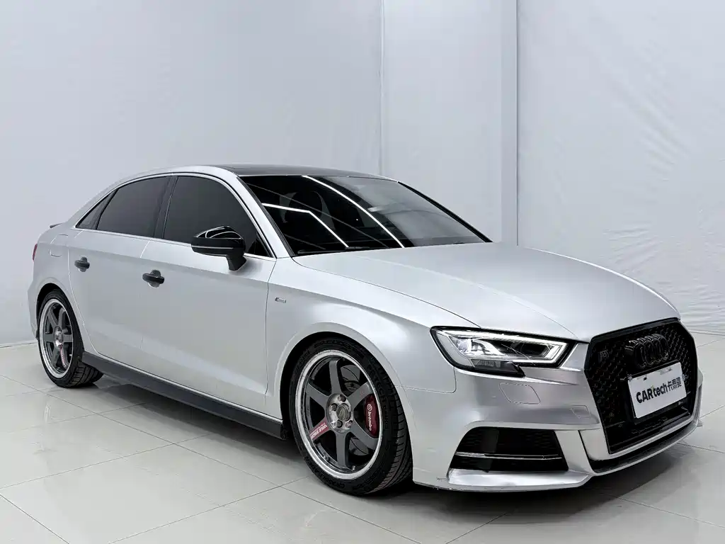 Audi A3 2018 — фото 3