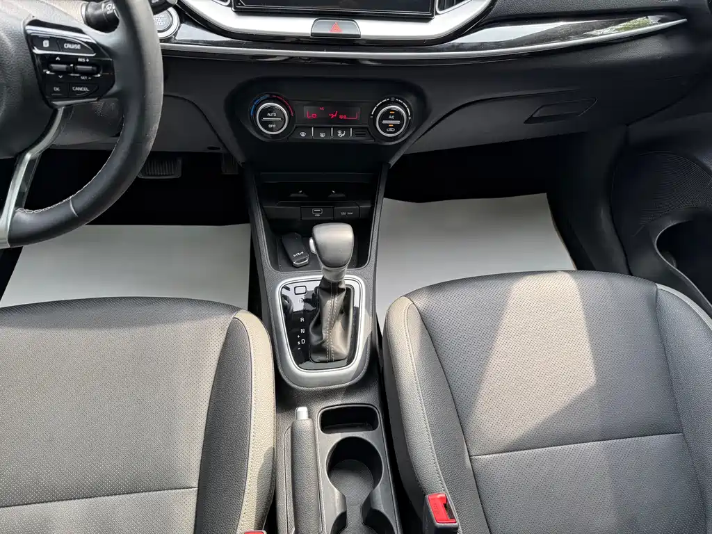 Kia KX1 2022 — фото 21