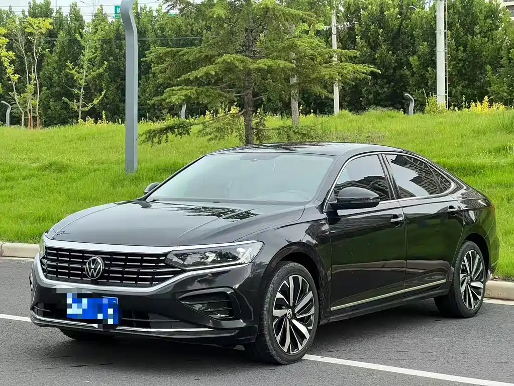 Volkswagen Passat 2022