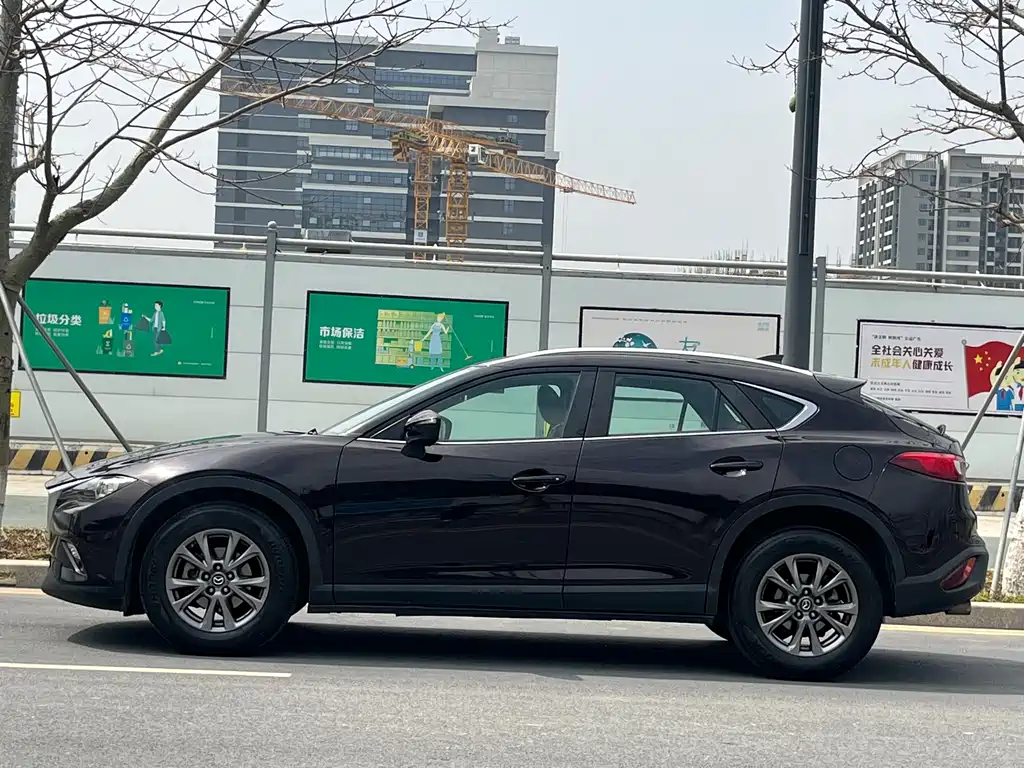 Mazda CX-4 2018 — фото 4