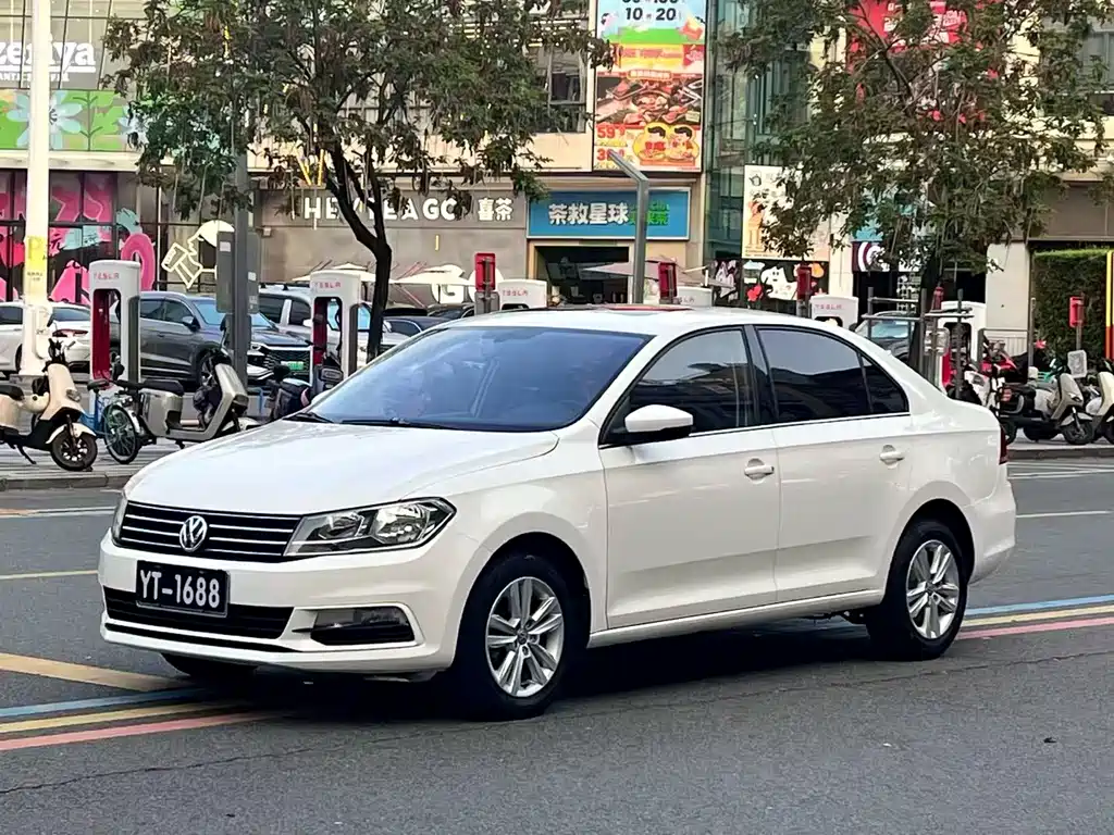 Volkswagen Santana 2017 — фото 1