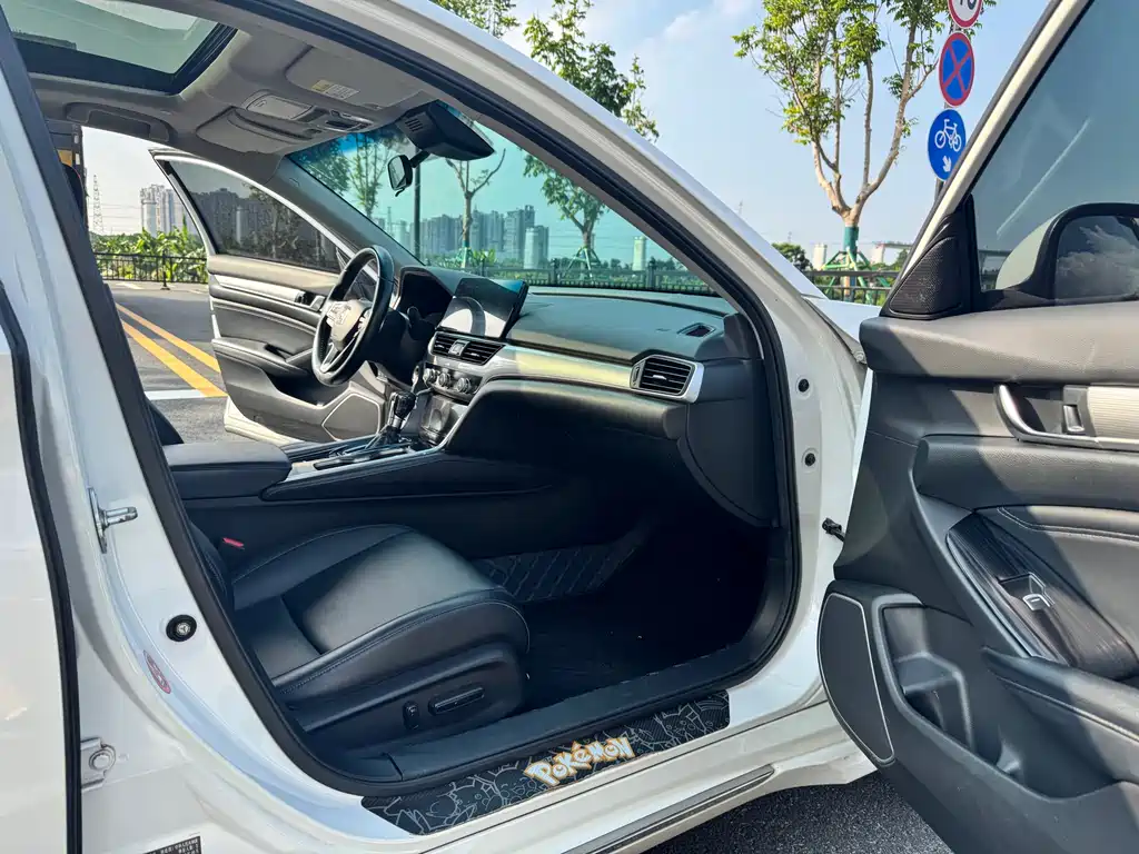 Honda Accord 2019 — фото 8